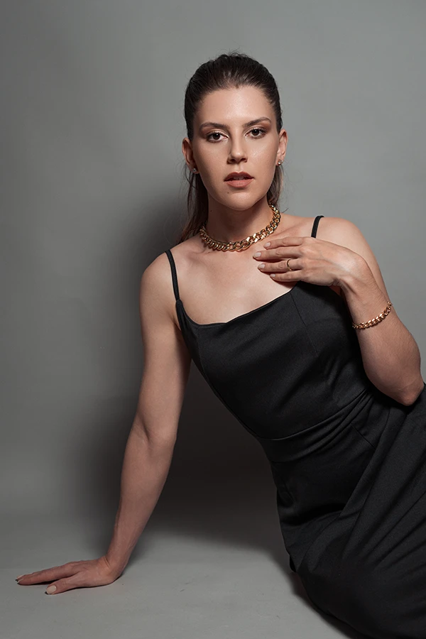 POSES HIPNÓTICAS - KENIA MELO 68