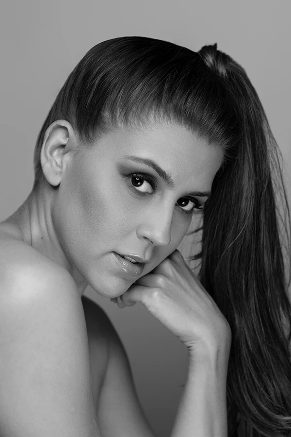 POSES HIPNÓTICAS - KENIA MELO 75