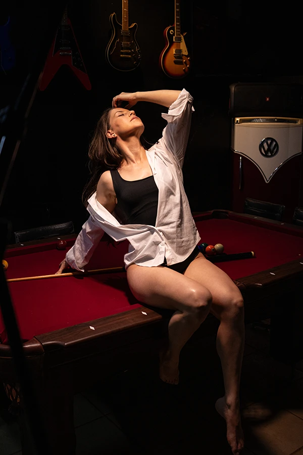 Poses Hipnotica - kênia melo